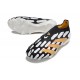 Crampons adidas Predator Elite Laceless FG Noir Blanc Or